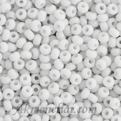 PRECIOSA rocailles. Balta-chalkwhite. Originali 50 g pakuotė. 10/0 dydis. Baltas